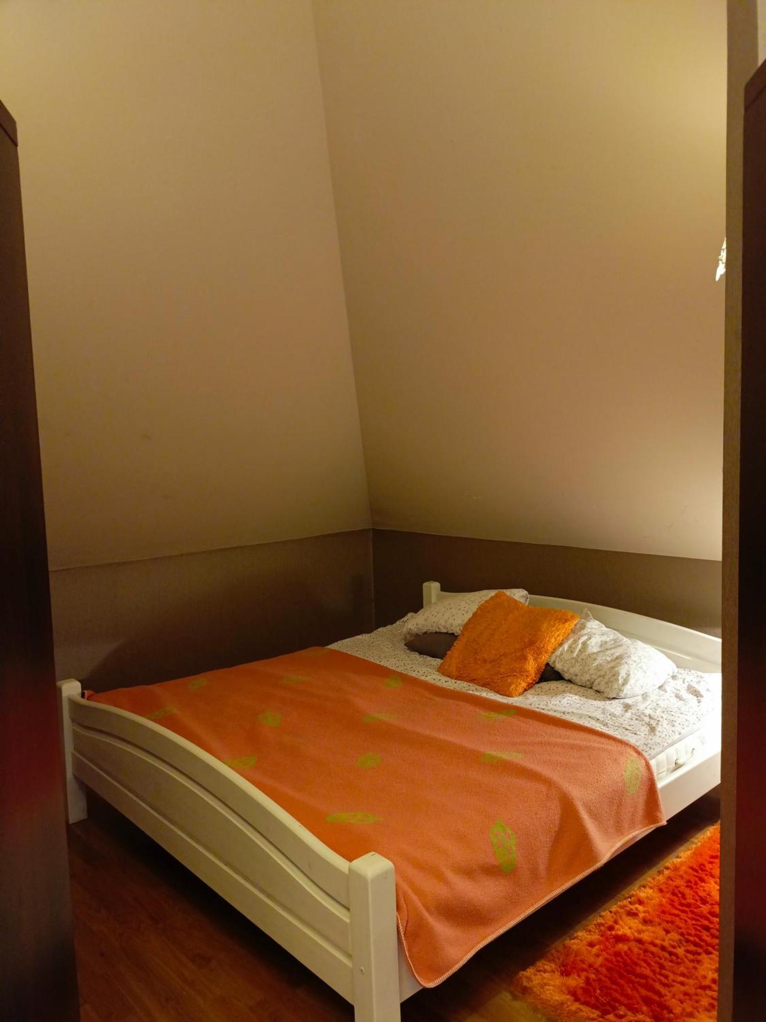 Dwor Pod Rozami Bed & Breakfast Smolec Room photo